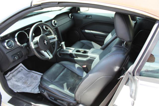 Used 2007 Ford Mustang Premium RWD image 12