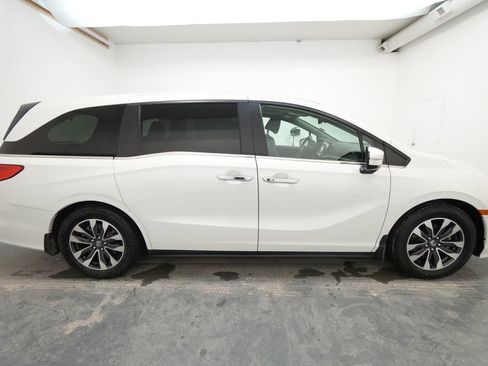 Used 2022 Honda Odyssey EX-L image 8