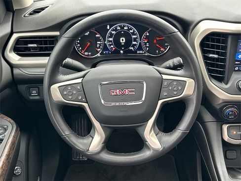 Used 2022 GMC Acadia Denali w/ Denali Ultimate Package image 25