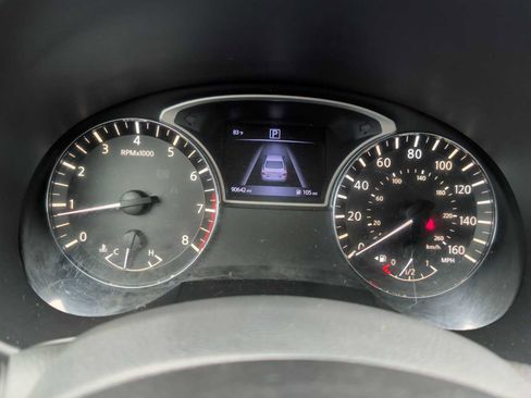 Used 2017 Nissan Altima 2.5 SV image 10