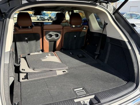Used 2025 Acura MDX w/ Technology Package image 19