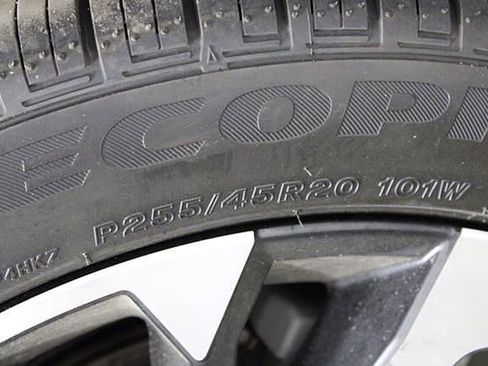 Used 2024 Mitsubishi Outlander SEL image 39