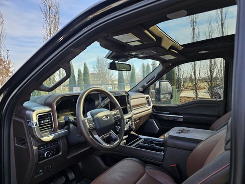 Used 2024 Ford F350 King Ranch w/ Chrome Package image 7