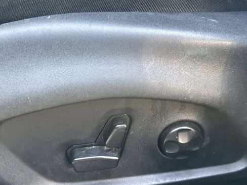 Used 2018 Jeep Compass Limited w/ Navigation Group AWD/4WD image 13