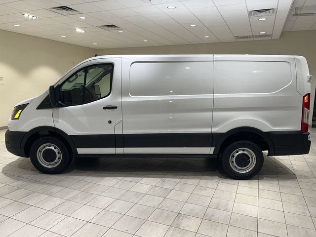 Used 2024 Ford Transit 150 Low Roof RWD image 2