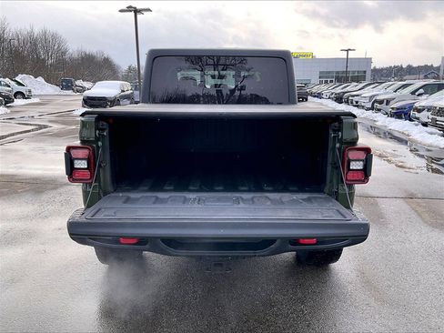 Used 2022 Jeep Gladiator Rubicon w/ Cold Weather Group image 33