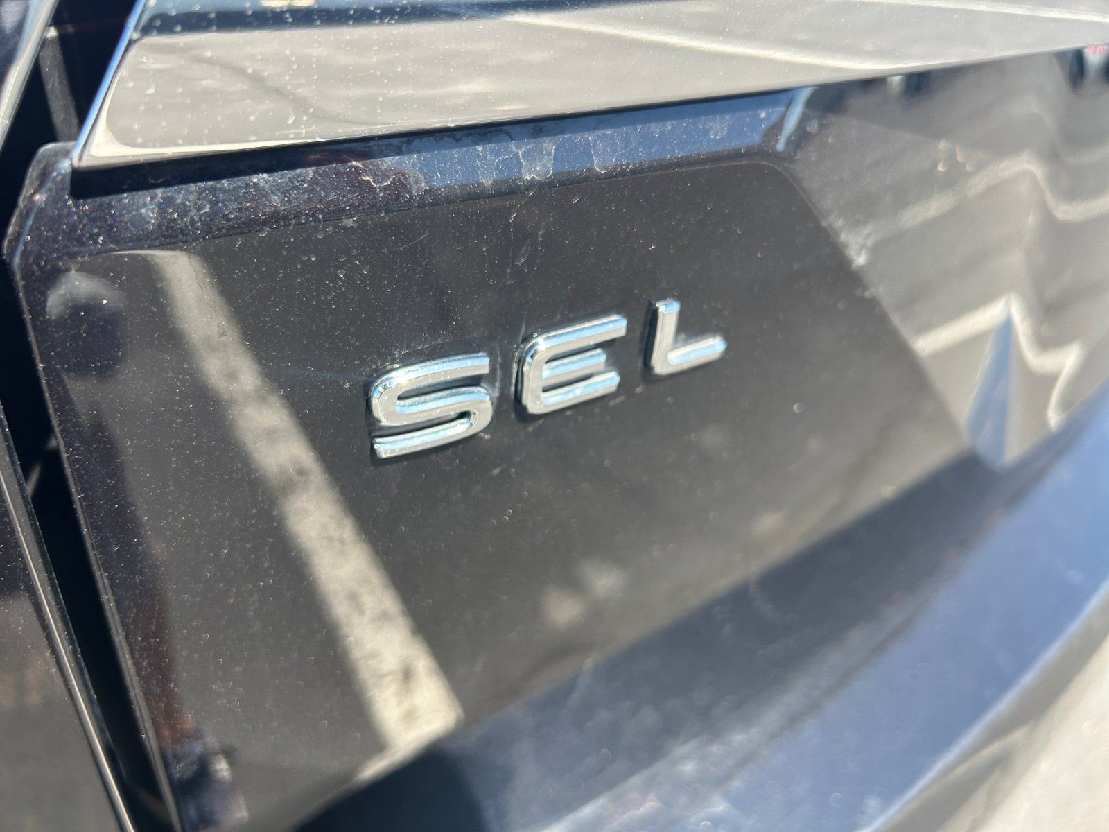 Certified 2025 Volkswagen Atlas SEL AWD/4WD image 24