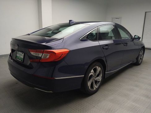 Used 2018 Honda Accord EX-L image 10