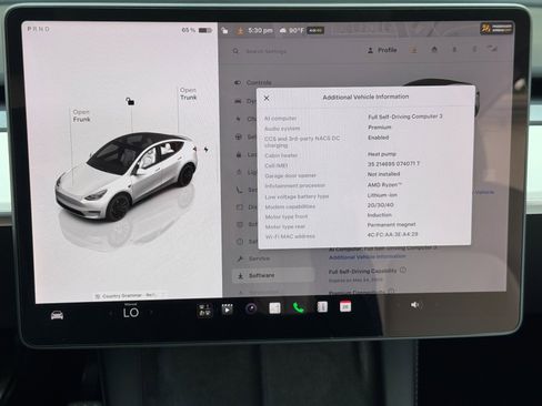 Used 2022 Tesla Model Y Performance AWD/4WD image 31