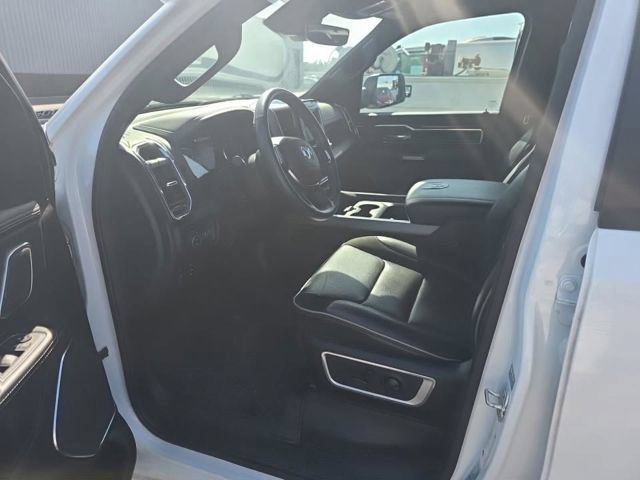 Used 2024 RAM 1500 Laramie AWD/4WD image 6