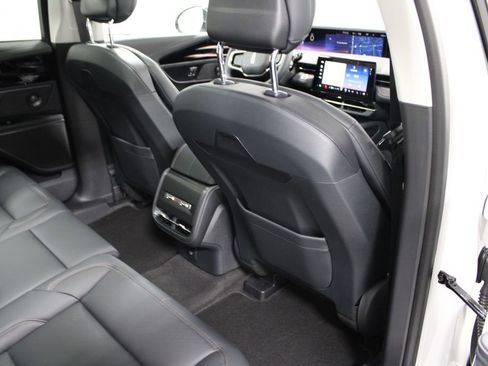 New 2026 Lincoln Nautilus Premier w/ Equipment Group 102A image 32