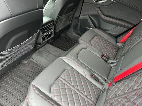 New 2026 Audi SQ8 Prestige AWD/4WD image 11