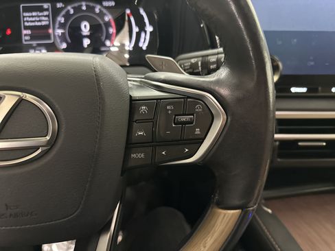 Used 2023 Lexus RX 350 Premium w/ Accessory Package AWD/4WD image 20