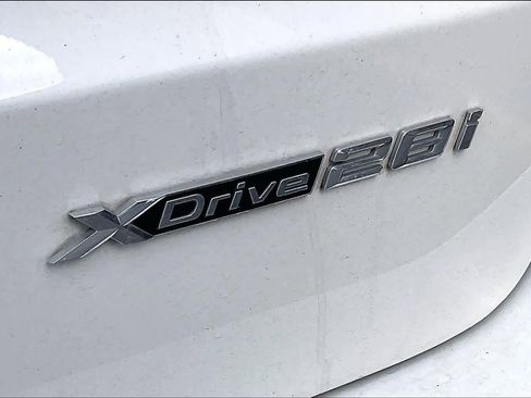 Certified 2023 BMW X1 xDrive28i w/ Convenience Package image 11