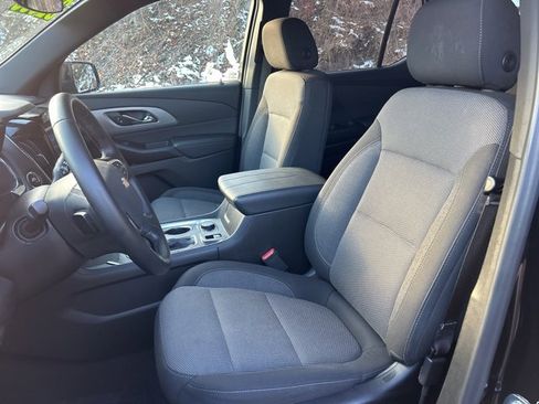 Certified 2023 Chevrolet Traverse LT image 25