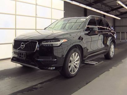 Used 2017 Volvo XC90 T6 Momentum w/ Vision Package