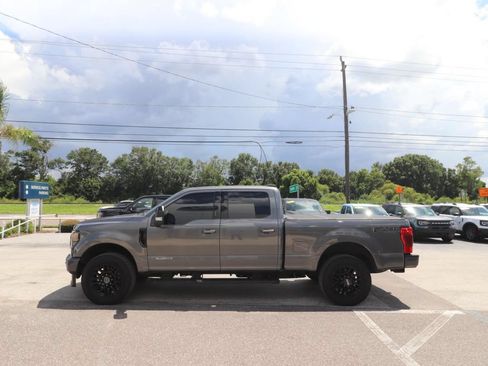 Certified 2022 Ford F250 Lariat w/ Black Appearance Package AWD/4WD image 8