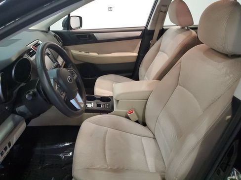 Used 2017 Subaru Outback 2.5i AWD/4WD image 11