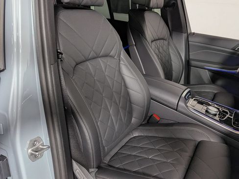 Used 2024 BMW X5 xDrive40i w/ Executive Package AWD/4WD image 37