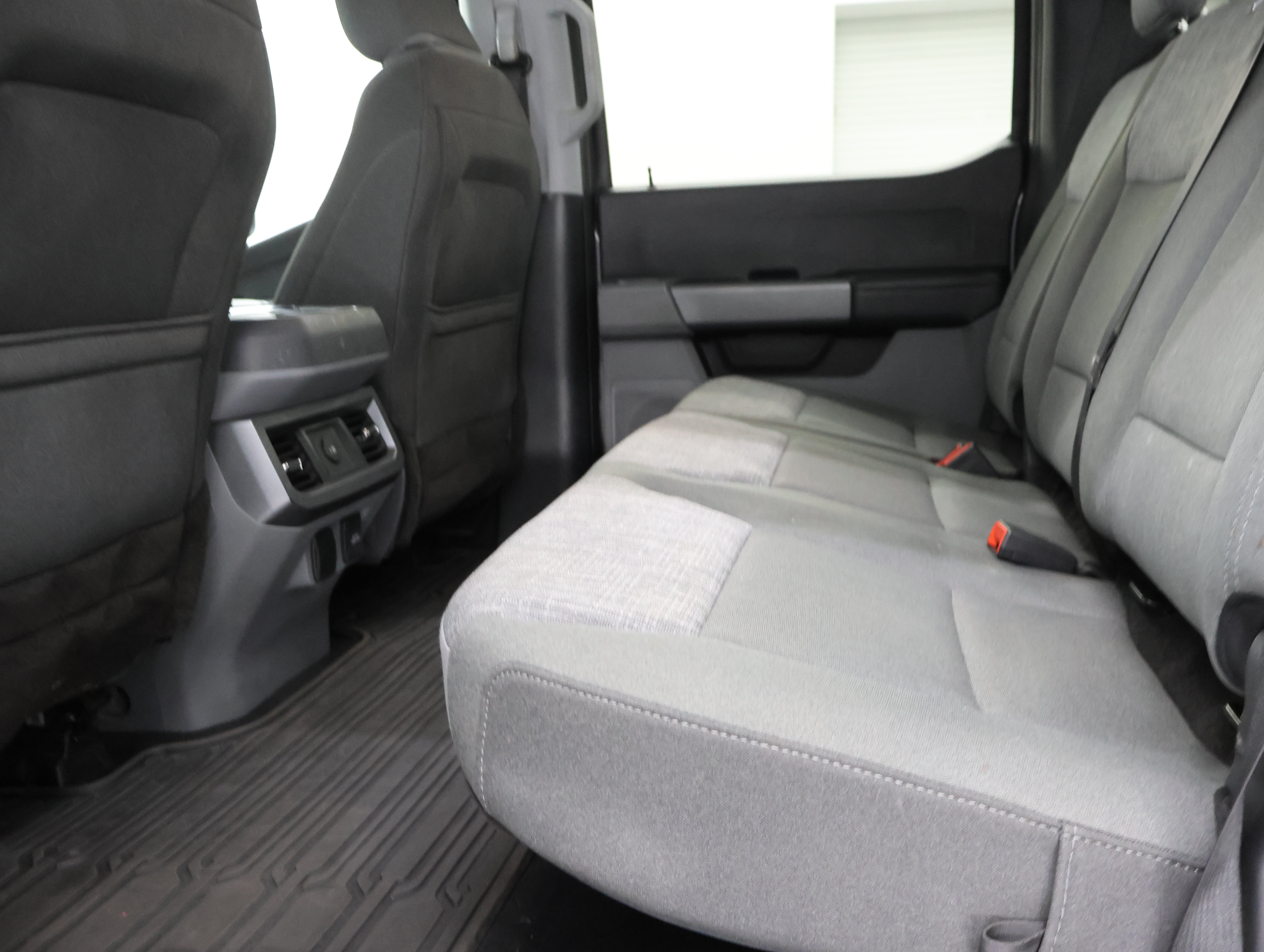 Used 2023 Ford F250 XLT AWD/4WD image 35