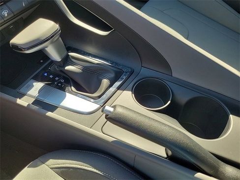 New 2025 Hyundai Elantra Sport image 12
