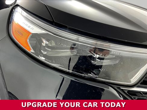 Used 2023 Ford Explorer XLT AWD/4WD image 28