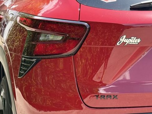 New 2026 Chevrolet Trax RS FWD image 6