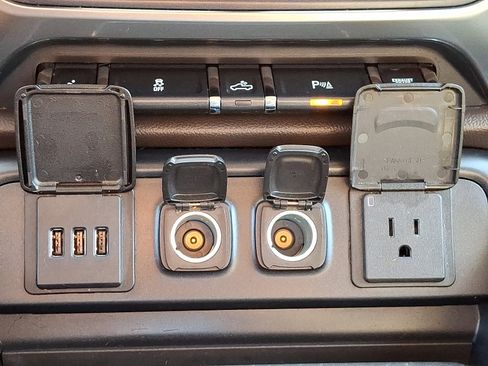 Used 2015 Chevrolet Silverado 3500 LTZ w/ Duramax Plus Package image 23