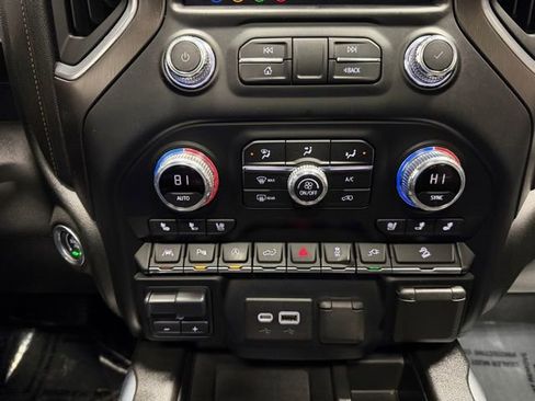 Used 2021 GMC Sierra 1500 AT4 w/ AT4 Premium Package image 31