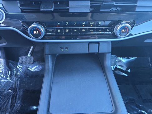 Used 2024 Honda Prologue Touring image 31