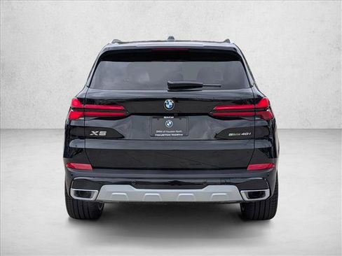 New 2026 BMW X5 sDrive40i w/ Climate Comfort Package image 7