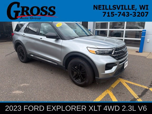 Used 2023 Ford Explorer XLT AWD/4WD image 1