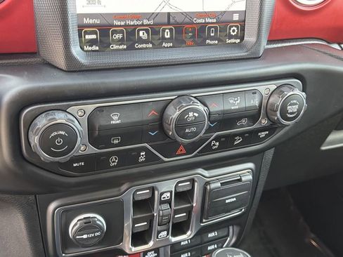 Used 2021 Jeep Wrangler Unlimited Rubicon image 11