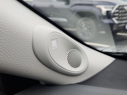 New 2026 Toyota Camry Hybrid AWD/4WD image 13