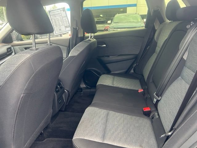 Used 2023 Nissan Rogue SV AWD/4WD image 12