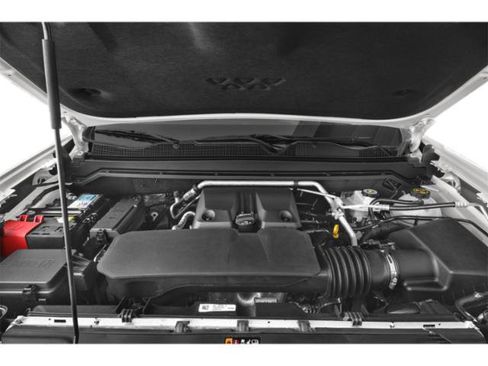 Used 2023 Chevrolet Colorado LT w/ LT Convenience Package III image 15