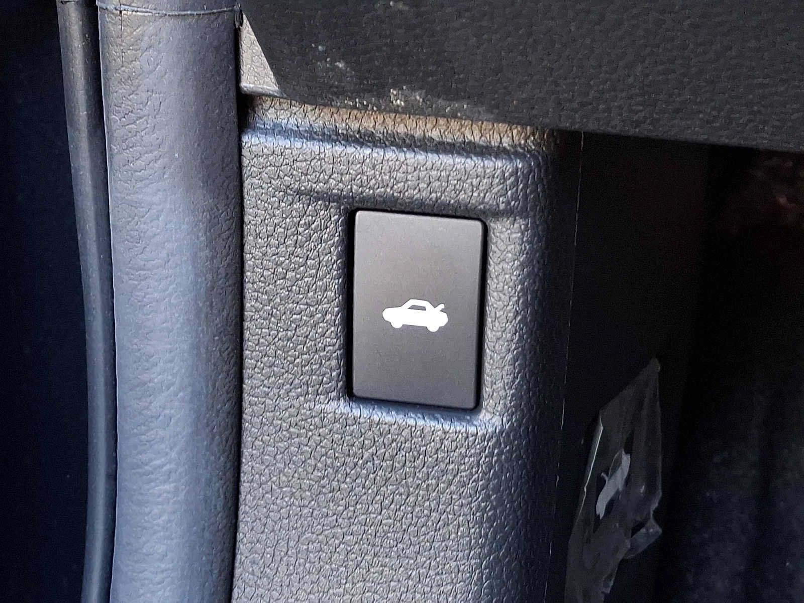 Used 2024 Honda Accord EX image 27
