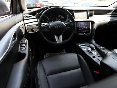 Used 2019 INFINITI QX50 Pure image 16