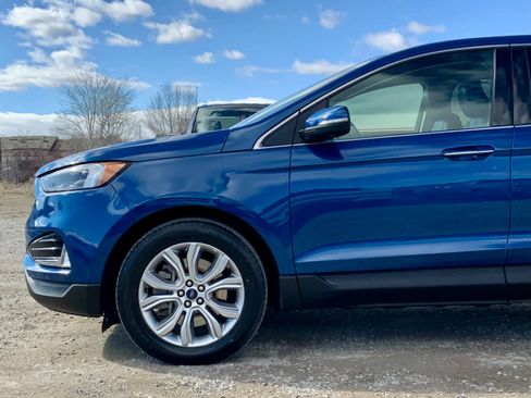 Used 2022 Ford Edge Titanium w/ Equipment Group 301A image 10