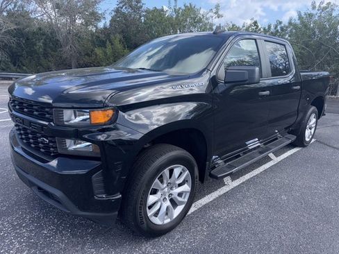 Used 2021 Chevrolet Silverado 1500 Custom w/ Safety Confidence Package image 1
