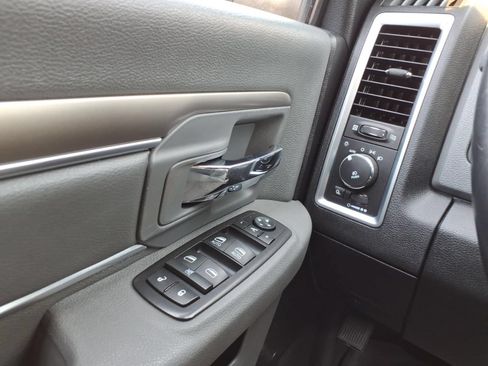 Used 2015 RAM 1500 Big Horn AWD/4WD image 22