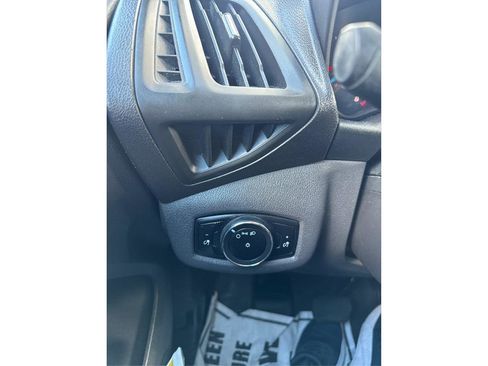 Used 2015 Ford Transit Connect XL image 19