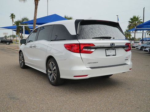 Used 2023 Honda Odyssey Touring image 9