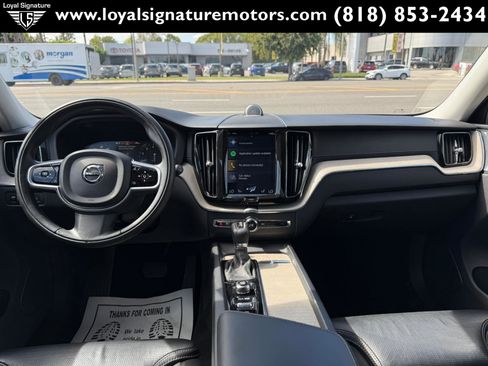 Used 2018 Volvo XC60 T6 Inscription w/ Luxury Seat Package image 18