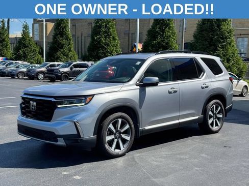 Used 2025 Honda Pilot Touring image 7