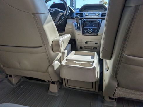 Used 2016 Honda Odyssey Touring image 22