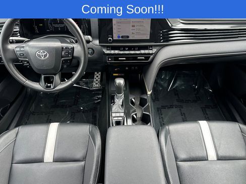 Certified 2025 Toyota Camry SE FWD image 14