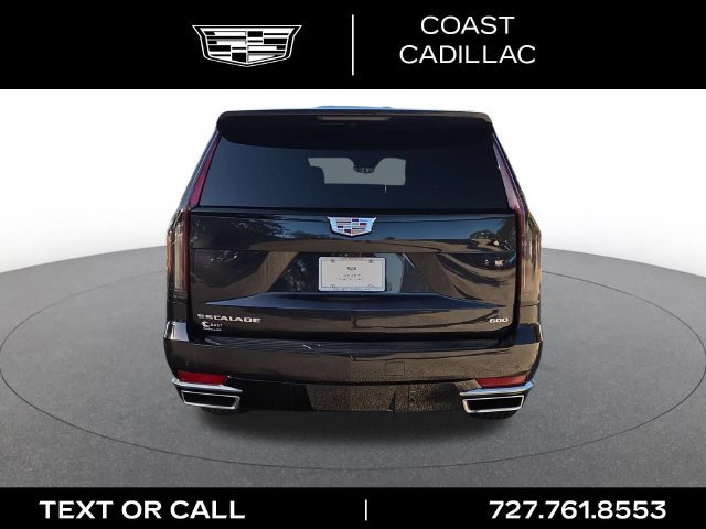 Used 2023 Cadillac Escalade Premium Luxury w/ LPO, Illumination Package AWD/4WD image 6