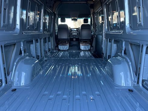 New 2026 Mercedes-Benz Sprinter 2500 image 15