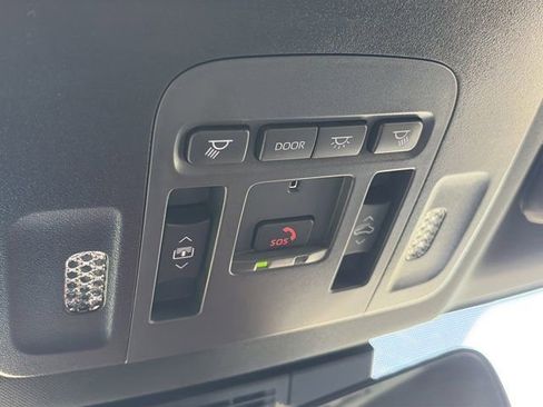 Used 2025 Toyota Camry XSE w/ Premium Plus Package image 19